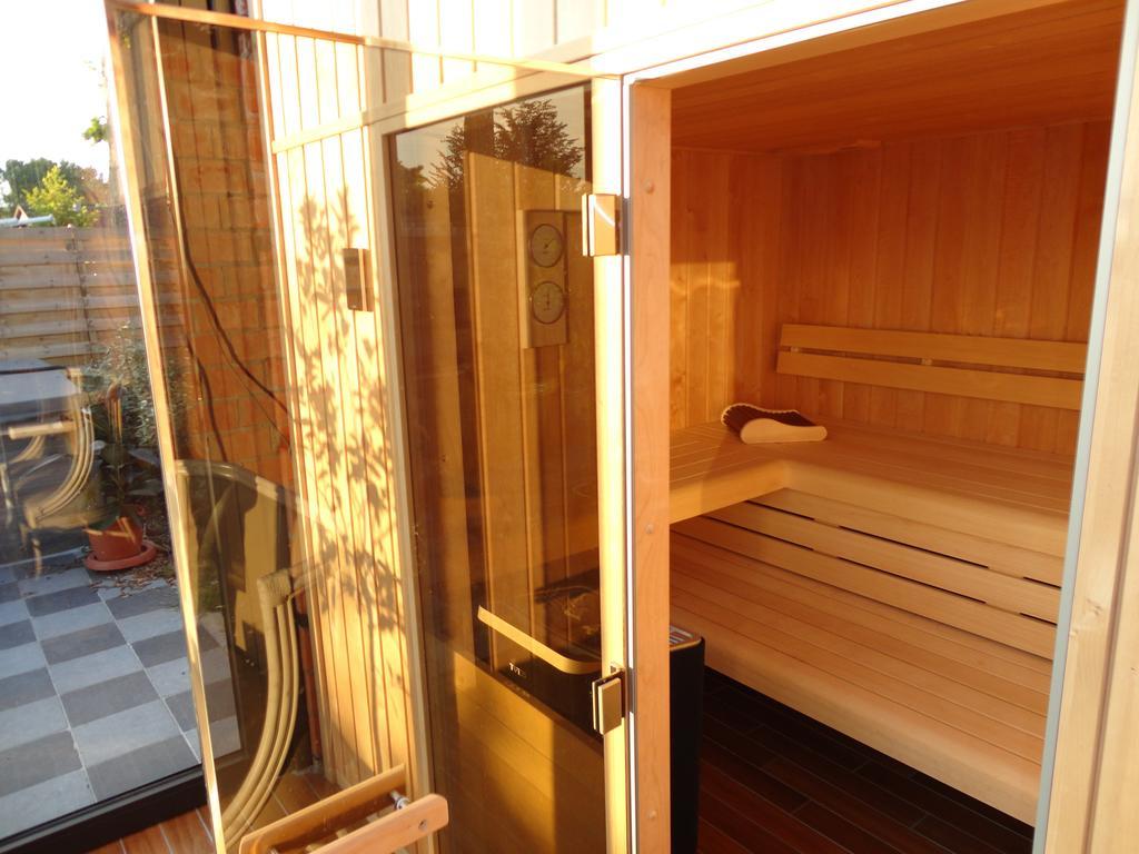 Art Of Dreams Deluxe 4 Stars Bed & Breakfast Laakdal ภายนอก รูปภาพ