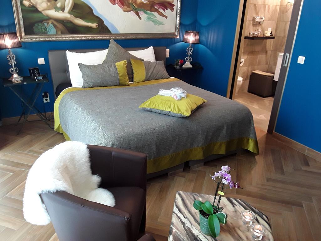 Art Of Dreams Deluxe 4 Stars Bed & Breakfast Laakdal ภายนอก รูปภาพ