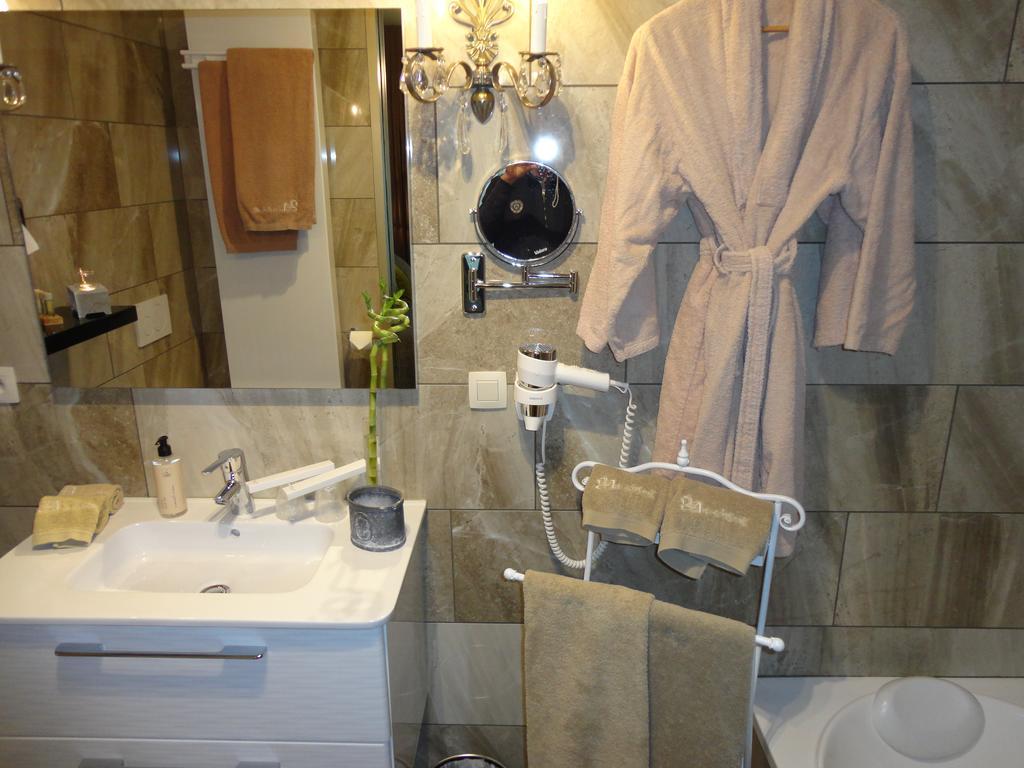Art Of Dreams Deluxe 4 Stars Bed & Breakfast Laakdal ภายนอก รูปภาพ